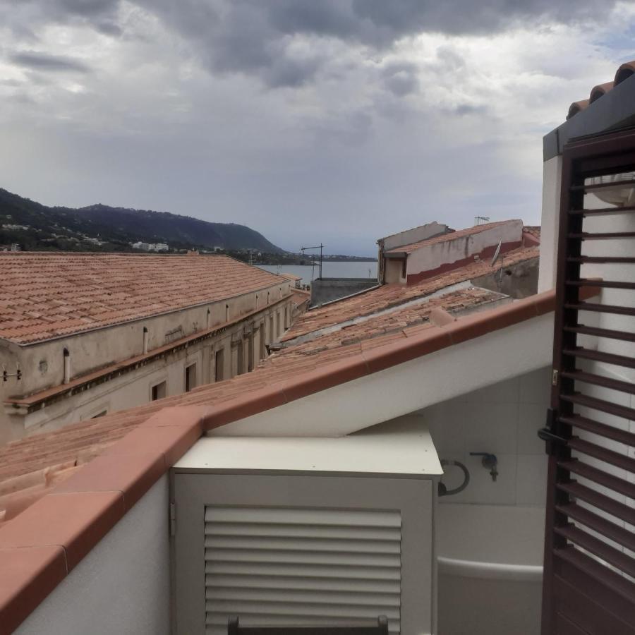 A Casa Dell'Artista Apartment Cefalu Bagian luar foto